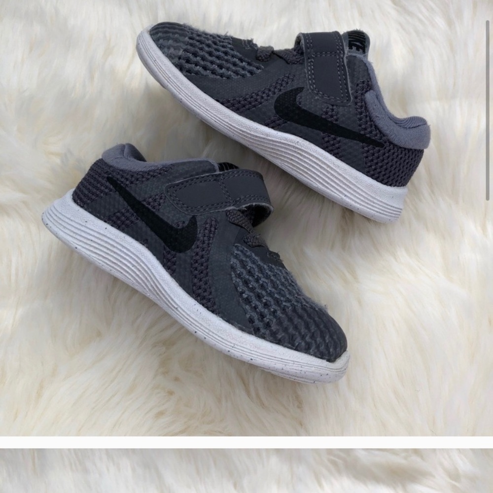 Nike toddler boys shoes